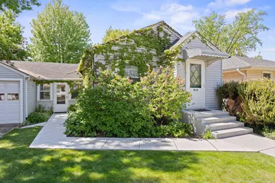 8218 Nicollet Avenue S, Bloomington, MN 55420 - Photo 2