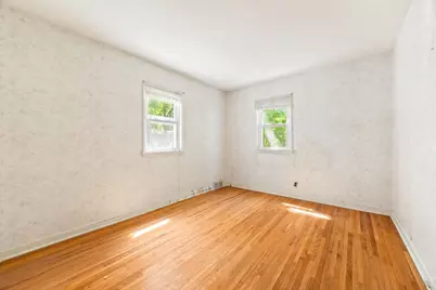 8218 Nicollet Avenue S, Bloomington, MN 55420 - Photo 8