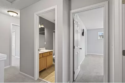 1667 Arona Street #8, Falcon Heights, MN 55108 - Photo 18