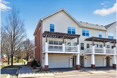 1667 Arona Street #8, Falcon Heights, MN 55108 - Photo 1