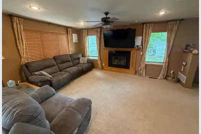 1511 3rd Street NE, Willmar, MN 56201 - Photo 12