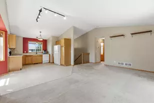 125 Gloria Ave, Green Isle, MN 55338 - Photo 4
