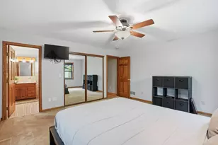 870 County Rd F E, Vadnais Heights, MN 55127 - Photo 16