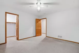 870 County Rd F E, Vadnais Heights, MN 55127 - Photo 32