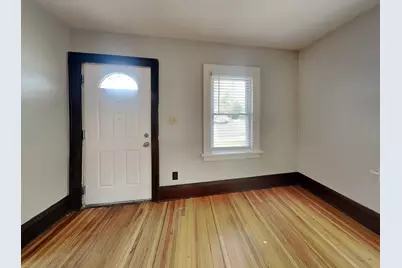 2504 E 42nd Street, Minneapolis, MN 55406 - Photo 2