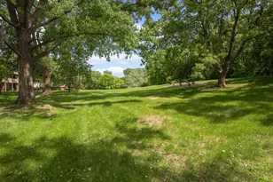 7623 Harold Ave, Golden Valley, MN 55427 - Photo 2