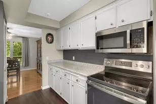 7623 Harold Ave, Golden Valley, MN 55427 - Photo 12