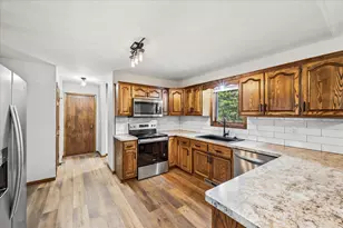 11826 Larabee Circle NE, Albertville, MN 55301 - Photo 12