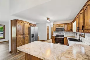 11826 Larabee Circle NE, Albertville, MN 55301 - Photo 16