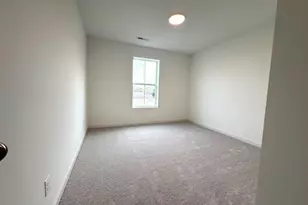 4975 Airlake Dr, Woodbury, MN 55129 - Photo 16