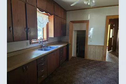 410 E Ciro Street, Truman, MN 56088 - Photo 12
