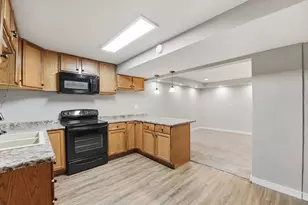 817 24th Ave SW, Willmar, MN 56201 - Photo 32