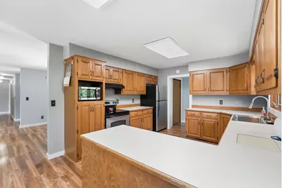 817 24th Avenue SW, Willmar, MN 56201 - Photo 18