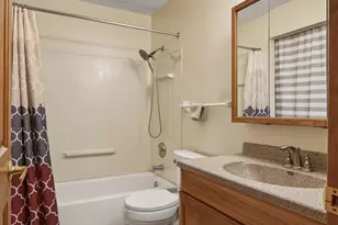 1601 N Innsbruck Dr, Fridley, MN 55432 - Photo 16