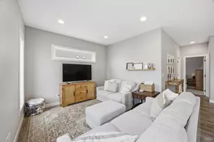 7252 26th St S, Fargo, ND 58104 - Photo 6