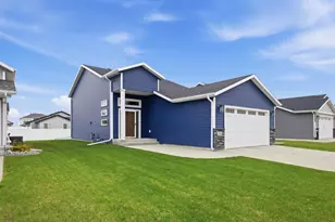 7252 26th St S, Fargo, ND 58104 - Photo 2