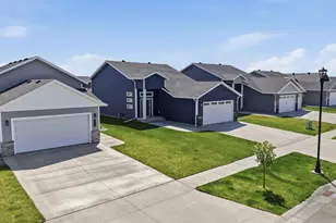 7252 26th St S, Fargo, ND 58104 - Photo 32