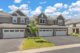 4262 Corn Silk Ln, Woodbury, MN 55129 - Photo 2