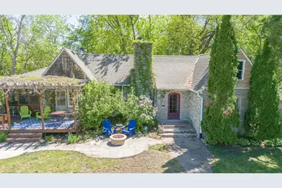 820 Wheelock Parkway W, Saint Paul, MN 55117 - Photo 2