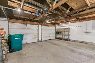 8230 Clinton Ave S, Bloomington, MN 55420 - Photo 28