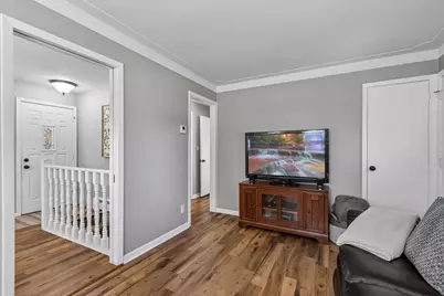 8230 Clinton Avenue S, Bloomington, MN 55420 - Photo 8