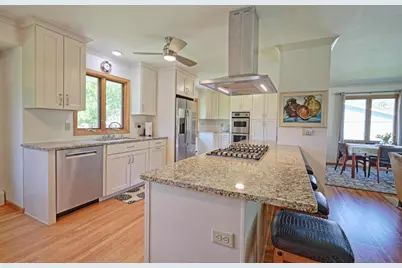 716 Eldridge Avenue E, Maplewood, MN 55117 - Photo 10