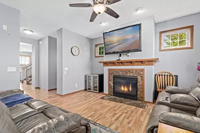 1802 Colonial Lane #1, Chanhassen, MN 55317 - Photo 10