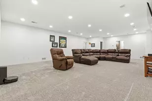 600 Elizabeth St, Marshall, MN 56258 - Photo 58