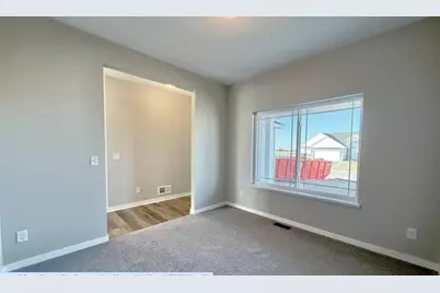 2005 Coneflower Point, Buffalo, MN 55313 - Photo 4
