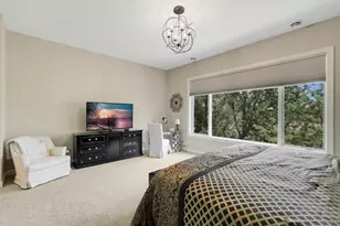 671 Willoughby Way E, Minnetonka, MN 55305 - Photo 30
