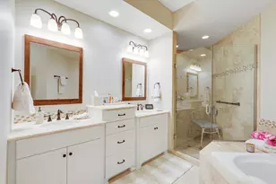 671 Willoughby Way E, Minnetonka, MN 55305 - Photo 34