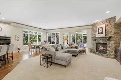 671 Willoughby Way E, Minnetonka, MN 55305 - Photo 4