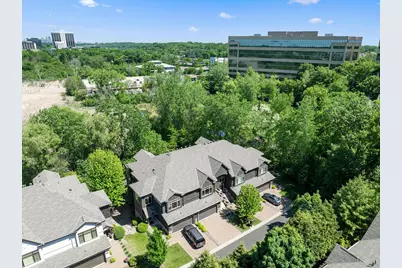 671 Willoughby Way E, Minnetonka, MN 55305 - Photo 60