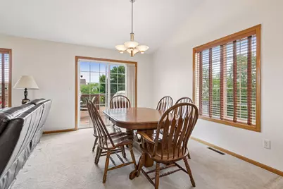 909 Basenji Curve, Shakopee, MN 55379 - Photo 8