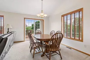 909 Basenji Curve, Shakopee, MN 55379 - Photo 8