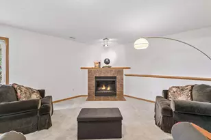 909 Basenji Curve, Shakopee, MN 55379 - Photo 24