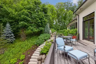405 Carpenters Pt, Wayzata, MN 55391 - Photo 36