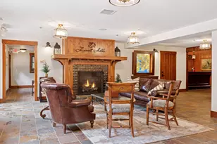 405 Carpenters Pt, Wayzata, MN 55391 - Photo 46