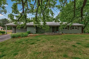 1842 Beecher Dr, Eagan, MN 55122 - Photo 2