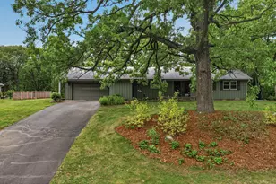 1842 Beecher Dr, Eagan, MN 55122 - Photo 54
