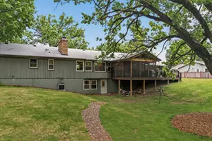 1842 Beecher Dr, Eagan, MN 55122 - Photo 60