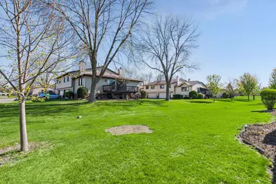 8646 S Maplebrook Circle, Brooklyn Park, MN 55445 - Photo 16