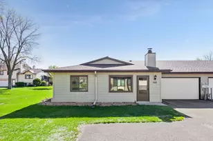 8646 S Maplebrook Cir, Brooklyn Park, MN 55445 - Photo 1
