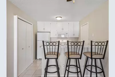 8646 S Maplebrook Circle, Brooklyn Park, MN 55445 - Photo 8