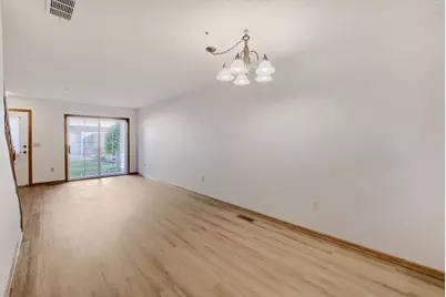 2225 Ranchview Lane N #7, Plymouth, MN 55447 - Photo 8