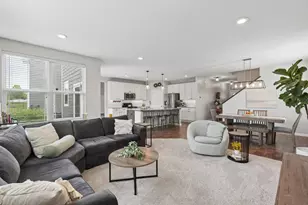 15643 Eddy Crk Wy, Apple Valley, MN 55124 - Photo 6