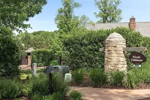 425 Carpenters Pt, Wayzata, MN 55391 - Photo 100