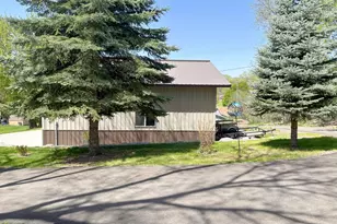 317 Union Ave N, Fergus Falls, MN 56537 - Photo 42