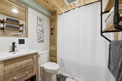 224 Elm Street W, Detroit Lakes, MN 56501 - Photo 24