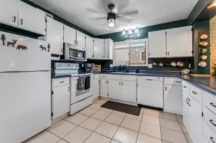 4155 W 8th St, Goodview, MN 55987 - Photo 6